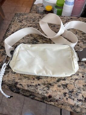 Women’s Cream metalic Crossbody Bag with Wide Strap